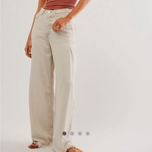 We The Free Old West Slouchy Jeans Mushroom 32 NWT